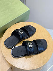Gucci Men's Interlocking Double G Slides 02 - 2