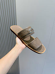 Gucci Men's Interlocking Double G Slides 03 - 6