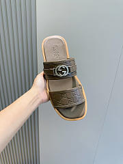 Gucci Men's Interlocking Double G Slides 03 - 3