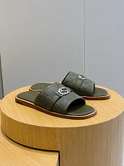 Gucci Men's Interlocking Double G Slides 04 - 2