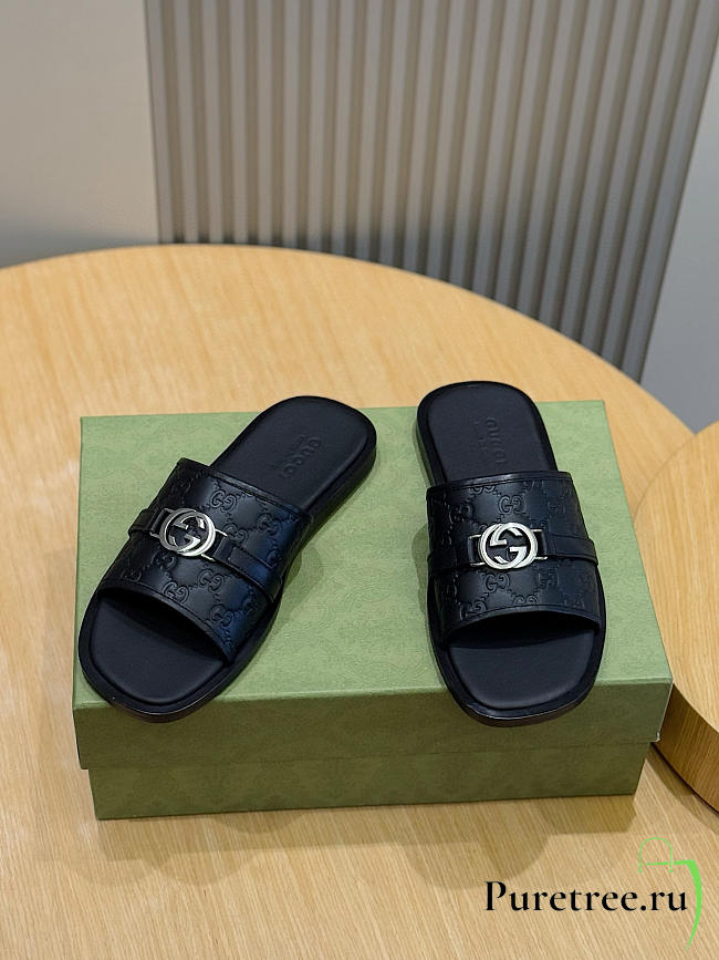Gucci Men's Interlocking Double G Slides 07 - 1