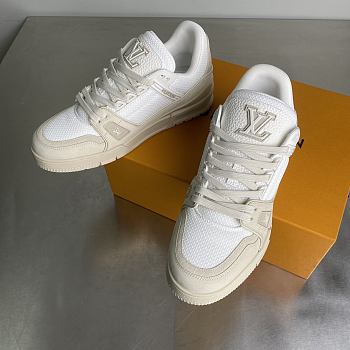 LOUIS VUITTON | Trainer Sneaker 01