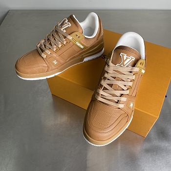 LOUIS VUITTON | Trainer Sneaker 02