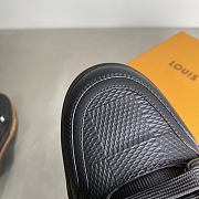 LOUIS VUITTON | Trainer Sneaker 05 - 3