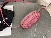 CELINE | Crossbody Oval Purse Cuir Triomphe In Pink - 4