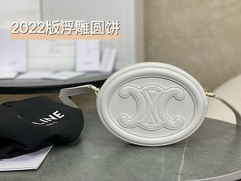 CELINE | Crossbody Oval Purse Cuir Triomphe In White