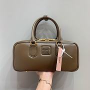 MIUMIU | Arcadie Leather Handle Bag In Green Size 27x9x12 cm - 1