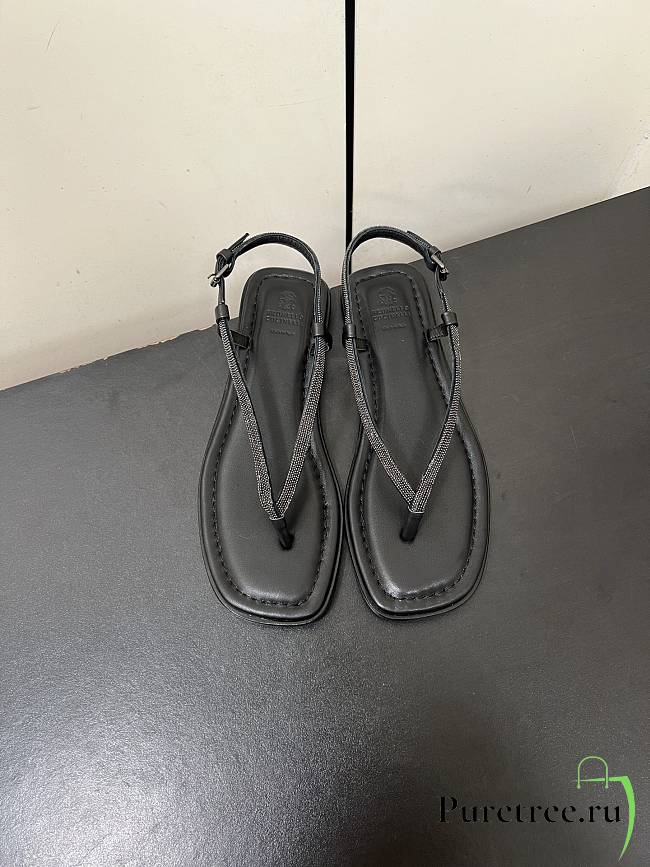 Brunello Cucinelli Leather flip flops in black - 1