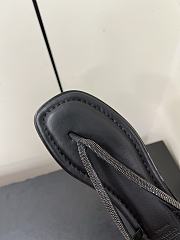 Brunello Cucinelli Leather flip flops in black - 6