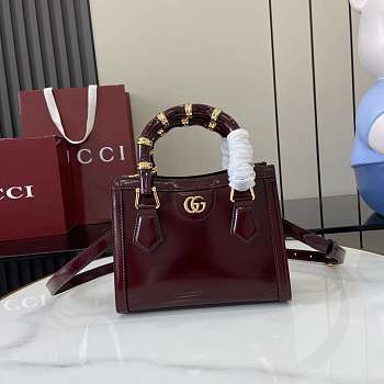 GUCCI | Diana small tote bag Rosso Ancora red shiny