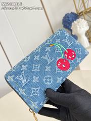 LV x TM Zippy Wallet Monogram Denim cherry  - 5