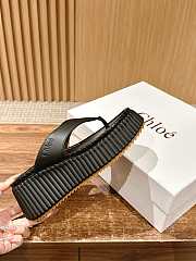 CHLOE | Thick-soled Height-enhancing Flip-flops In Black - 2