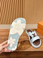 LOUIS VUITTON | Slippers In Light Color - 5