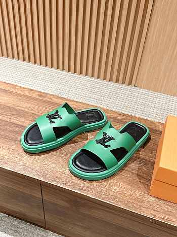 LOUIS VUITTON | Slippers In Green