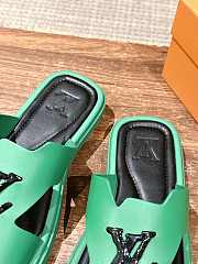 LOUIS VUITTON | Slippers In Green - 2