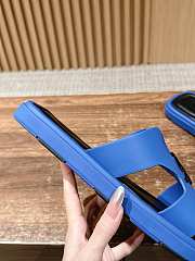 LOUIS VUITTON | Slippers In Light Blue - 2