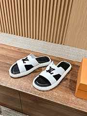 LOUIS VUITTON | Slippers In Light White - 1
