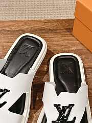LOUIS VUITTON | Slippers In Light White - 4