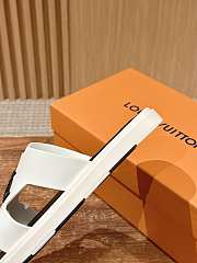 LOUIS VUITTON | Slippers In Light White - 3