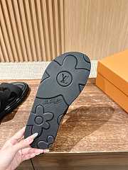 LOUIS VUITTON | Slippers In Light Black - 6