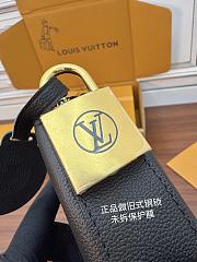 LOUIS VUITTON | Low Key Cookie MM Bag M14417 In Black - 3