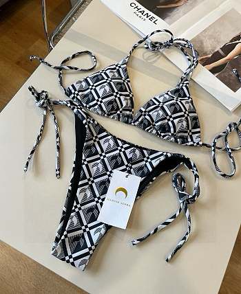 MARINE SERRA Bikini 01