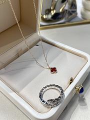 VCA Small Carnelian Clover Necklace Rose Gold - 3
