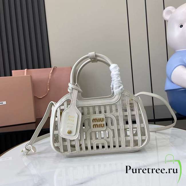 MIUMIU | Leather basket Chalk White Color - 1