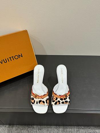 LOUIS VUITTON | Leopard Print Thin Cat Heel Ballet Sandals 04