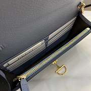 GUCCI | Softbit continental wallet ob chain grainy leather in blue - 4