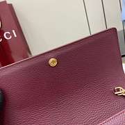 GUCCI | Softbit continental wallet ob chain grainy leather in burgundy - 6