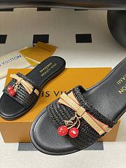 LV X TM Cherry pendant flat sandals 01 - 3