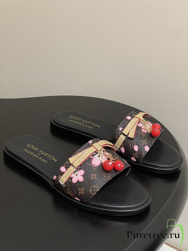 LV X TM Cherry pendant flat sandals 05 - 1