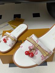 LV X TM Cherry pendant flat sandals 06 - 2