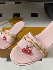 LV X TM Cherry pendant flat sandals 09 - 6