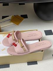 LV X TM Cherry pendant flat sandals 09 - 2