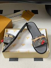 LV X TM Cherry pendant flat sandals 10 - 6