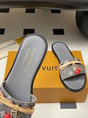 LV X TM Cherry pendant flat sandals 10 - 2
