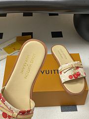 LV X TM Cherry pendant flat sandals 15 - 3