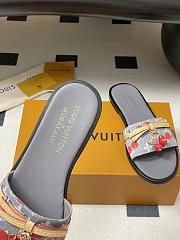 LV X TM Cherry pendant flat sandals 16 - 5