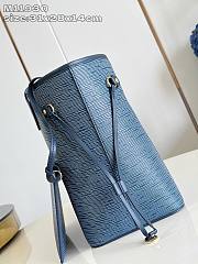 LOUIS VUITTON | Neverfull MM In Blue - 5