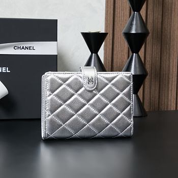 CHANEL | Multi-Function Passport Holder 05