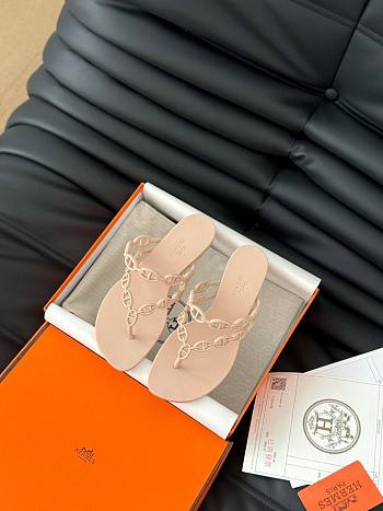 HERMES | Classic chain slippers 02