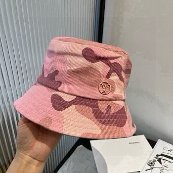 LOUIS VUITTON | Camouflage bucket hat