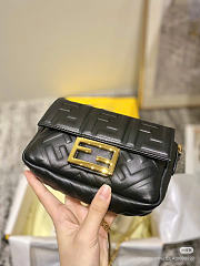 FENDI | Baguette Mini Leather Black - 3