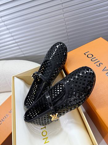 LOUIS VUITTON | Romy Flat Ballerina Shiny Black
