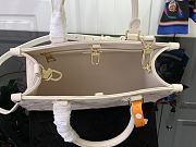 LOUIS VUITTON | OnTheGo PM Embossed grained cowhide leather Dream Cream - 5