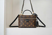 LOUIS VUITTON | Vanity Chain Pouch Monogram Reverse Canvas - 1