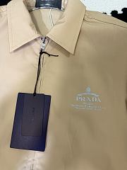 PRADA | printed zipper short-sleeved shirt beige - 2