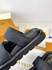 LOUIS VUITTON | Pool Pillow Comfort Monogram Sandals 02 - 4